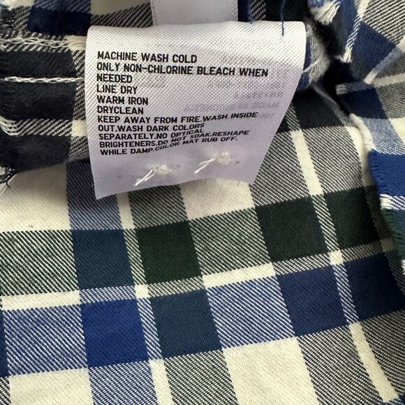 Uniqlo Flannel Raw Hem Button Down Size L Check Blue Black Casual Cotton - Picture 7 of 9